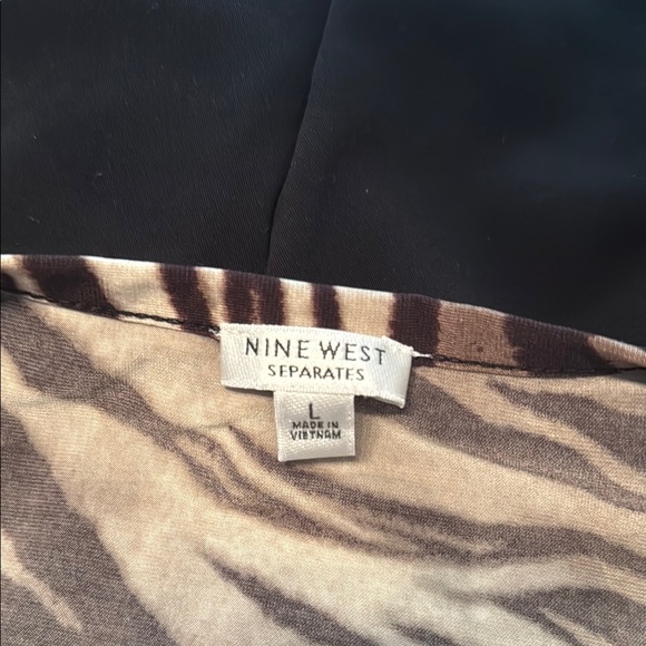 Nine West Brown Ruffled Buttoned Blouse - Picture 2 of 9